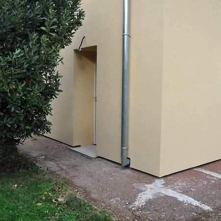 2 Pieces Renove En Rez-De-Chaussee Proche De La Gare بور أو بريس المظهر الخارجي الصورة